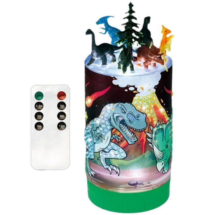 Naktinė lempa su dinozaurų rinkiniu DIY – kūrybiškiems vakaro nuotykiams ir šviesai.