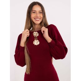 Suknelė bordo Makadamia – elegancijai ir jaukumui šaltuoju sezonu.