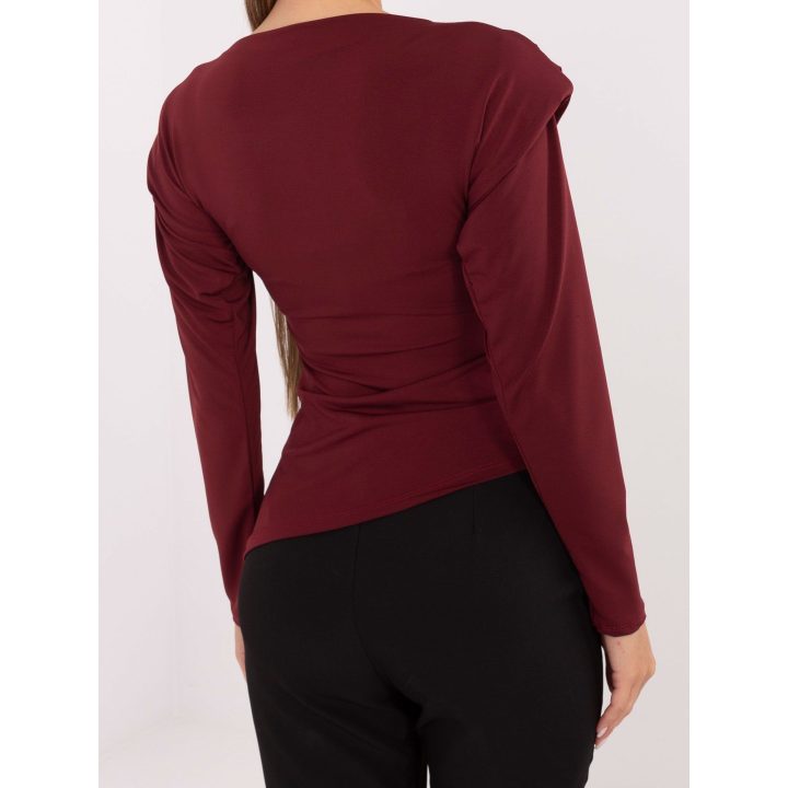 Palaidinė bordo atspalvio IT – elegancijai ir jaukumui kasdienai.