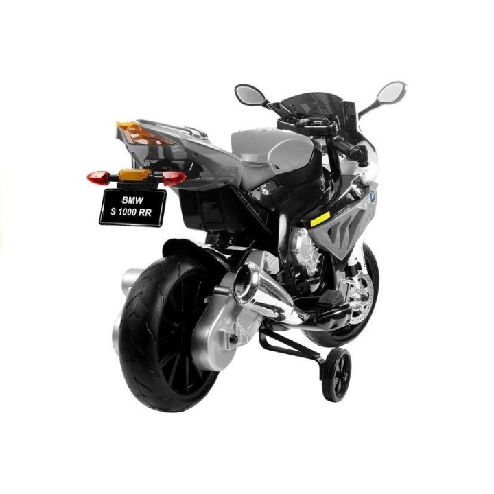 Motociklas elektrinis BMW S1000RR – mažiesiems greičio entuziastams ir žaidimų nuotykiams.