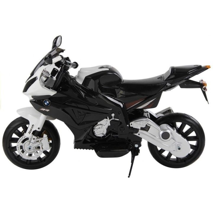 Motociklas elektrinis BMW S1000RR – mažiesiems greičio entuziastams ir žaidimų nuotykiams.