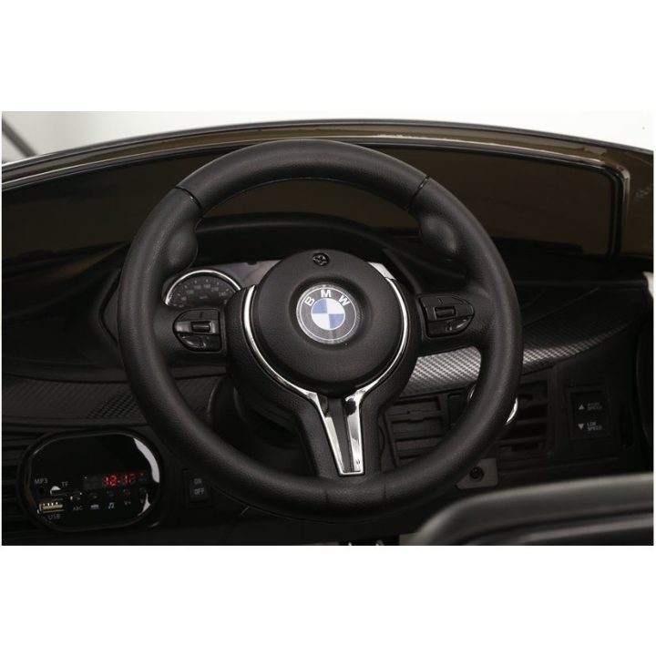 Elektromobilis BMW X6 vaikiškas – linksmybėms ir saugiam vairavimo startui.