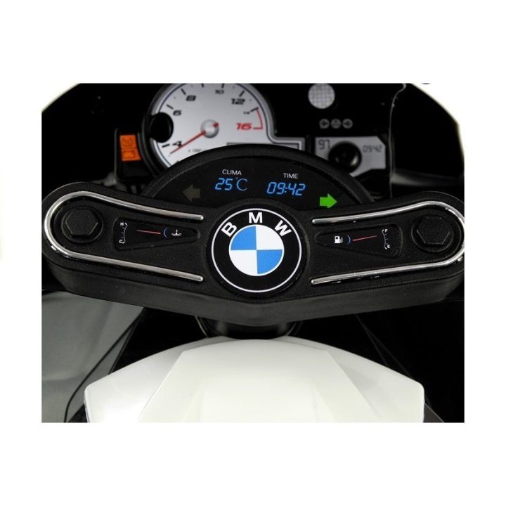 Motociklas BMW S1000RR – dinamiškam greičiui ir sportiniam vairavimui.
