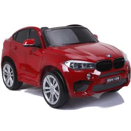 Elektromobilis BMW X6M vaikams – pramogai ir saugiam važiavimui lauke.