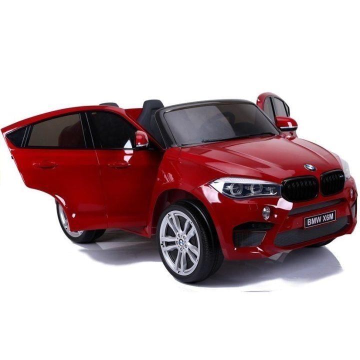 Elektromobilis BMW X6M vaikams – pramogai ir saugiam važiavimui lauke.