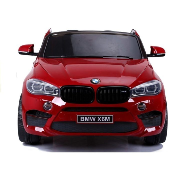 Elektromobilis BMW X6M vaikams – pramogai ir saugiam važiavimui lauke.