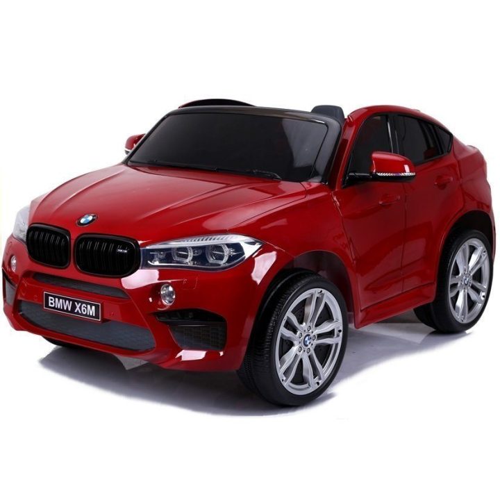 Elektromobilis BMW X6M vaikams – pramogai ir saugiam važiavimui lauke.