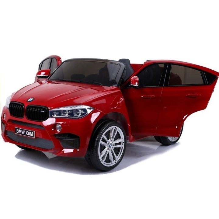 Elektromobilis BMW X6M vaikams – pramogai ir saugiam važiavimui lauke.
