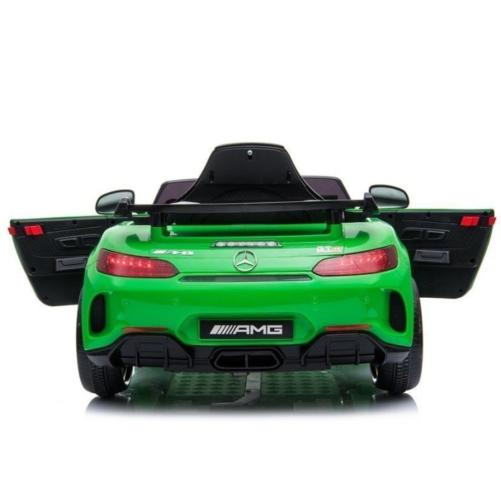 Elektromobilis Mercedes GTR vaikams – pramogai ir saugiam vairavimo pažinimui.