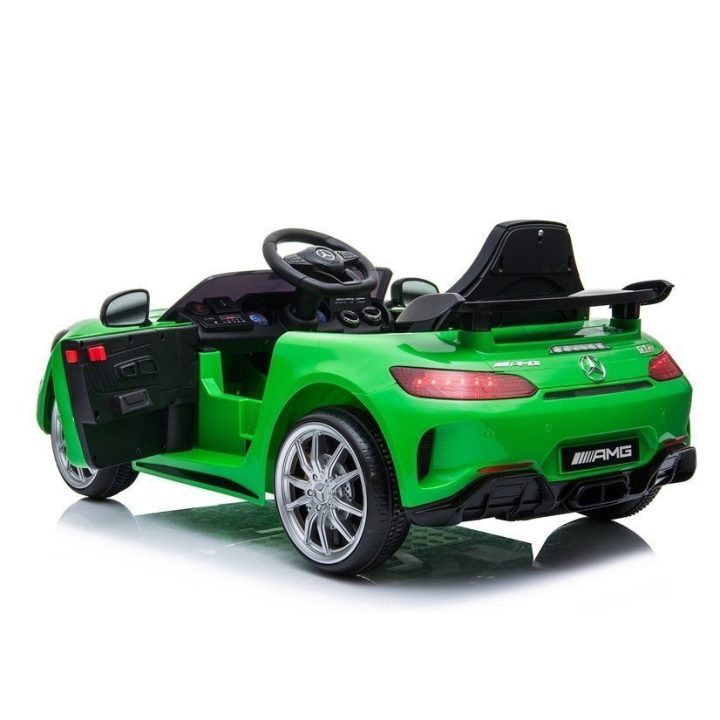 Elektromobilis Mercedes GTR vaikams – pramogai ir saugiam vairavimo pažinimui.