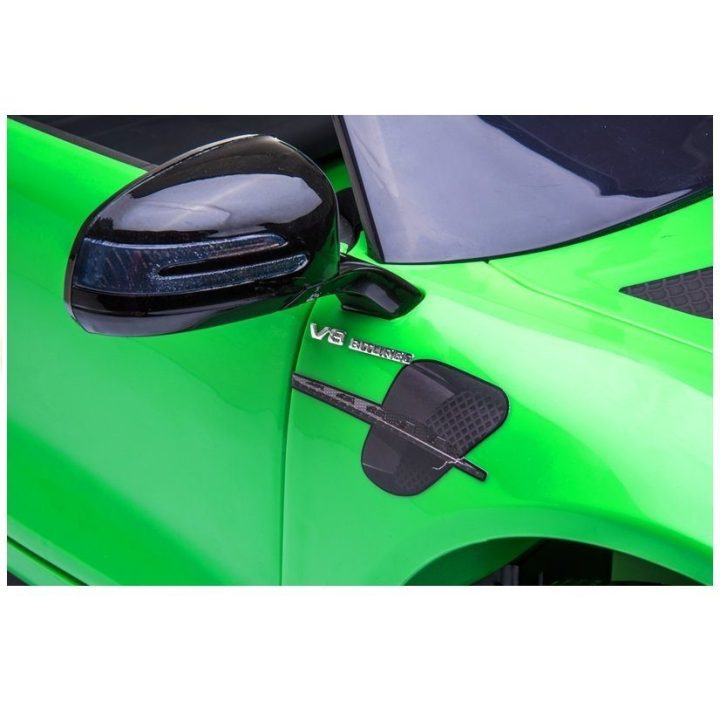 Elektromobilis Mercedes GTR vaikams – pramogai ir saugiam vairavimo pažinimui.