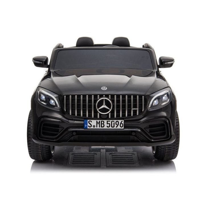 Elektromobilis Mercedes GLC 63S QLS su MP4 – pramogai ir nuotykiams lauke.
