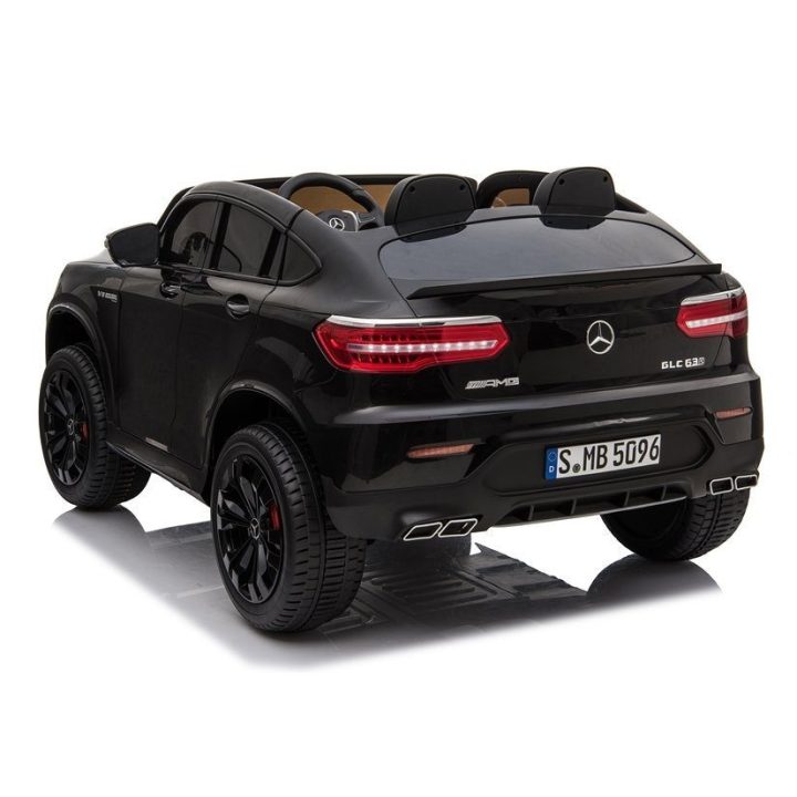 Elektromobilis Mercedes GLC 63S QLS su MP4 – pramogai ir nuotykiams lauke.