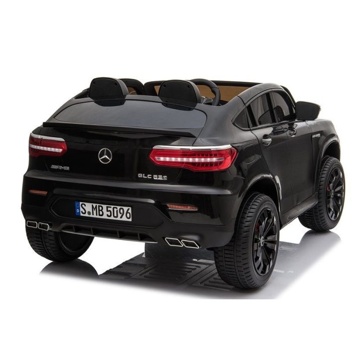 Elektromobilis Mercedes GLC 63S QLS su MP4 – pramogai ir nuotykiams lauke.