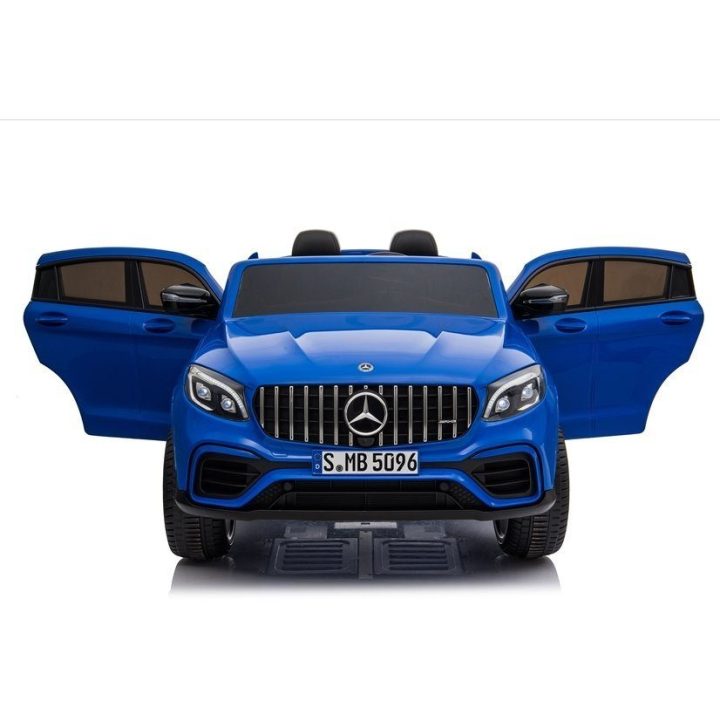 Elektrinis automobilis Mercedes GLC 63S QLS su MP4 – pramogai ir nuotykiams lauke.