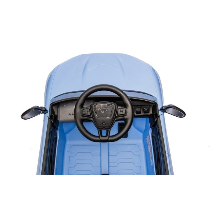 Elektrinis automobilis vaikams Ford Mustang Mach-E – pramogai ir nuotykiams lauke.