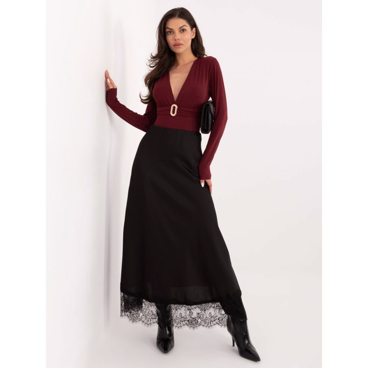 Bodis bordo atspalvio Body IT – elegancijai ir patogumui visai dienai.