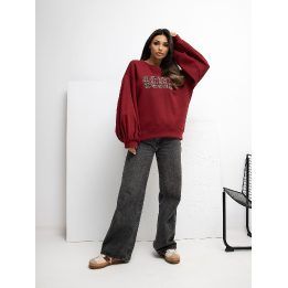 Palaidinė bordo atspalvio RV – elegancijai ir jaukumui kasdien.