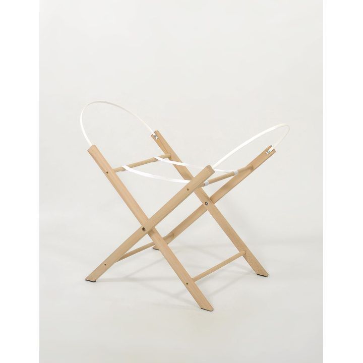 Stovas medinis lopšiui BOHO – natūraliam jaukumui kūdikio aplinkoje.