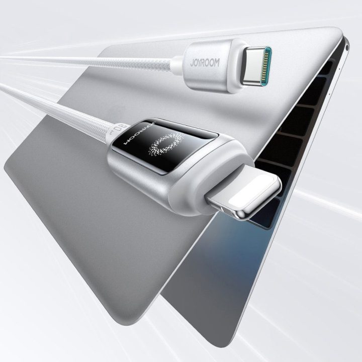 Kabelis USB-C – Lightning StarFlight 30W – greitam ir patikimam įkrovimui kasdien.