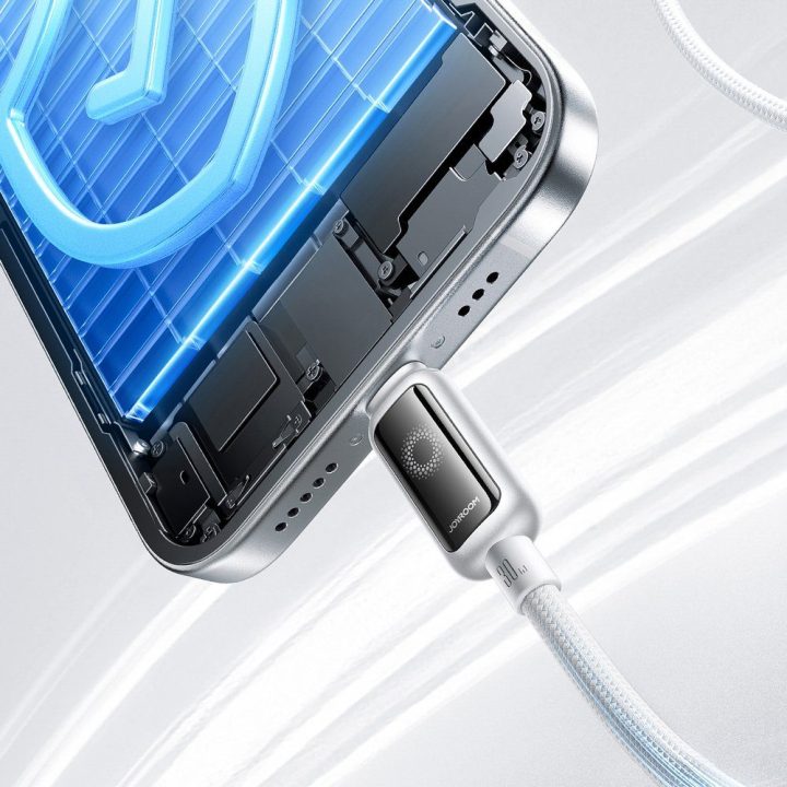 Kabelis USB-C – Lightning StarFlight 30W – greitam ir patikimam įkrovimui kasdien.