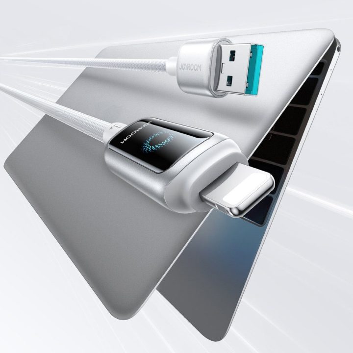 Kabelis USB-A – Lightning StarFlight 3A – greitam ir patikimam įkrovimui kasdien.