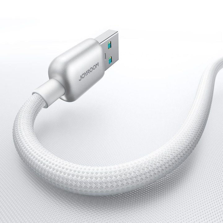 Kabelis USB-A – Lightning StarFlight 3A – greitam ir patikimam įkrovimui kasdien.