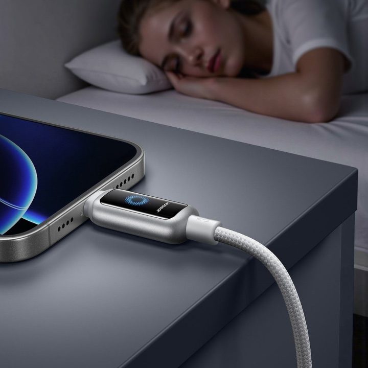 Kabelis USB-A – Lightning StarFlight 3A – greitam ir patikimam įkrovimui kasdien.