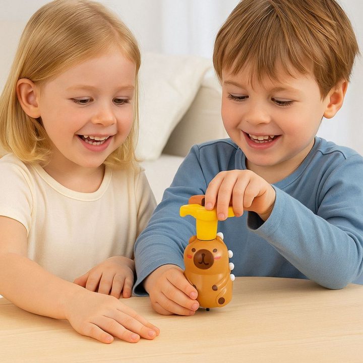 Žaislas su LED šviesomis Capybara – linksmybėms ir sensoriniam lavinimui.