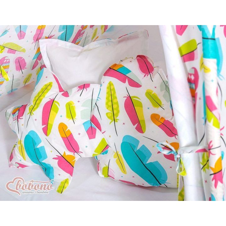 Žaidimų palapinė vaikams su kilimėliu ir pagalvėlėmis Colorful Feather – žaidimams ir jaukumui namuose.