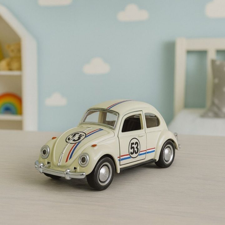 Modelinis automobilis smėlio spalvos 1:32 Classic Car Beetle Metal Drive