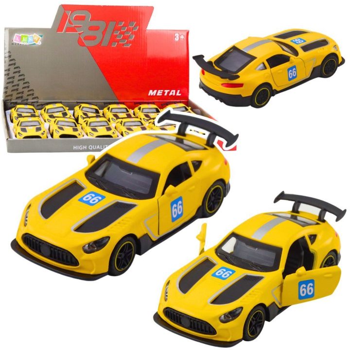 Žaislinis automobilis metalinis su atidaromomis durimis geltonas 1:43