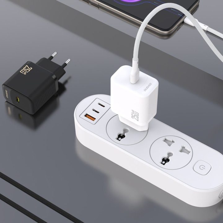 Sieninis USB-C įkroviklis telefonui 25W su laidu