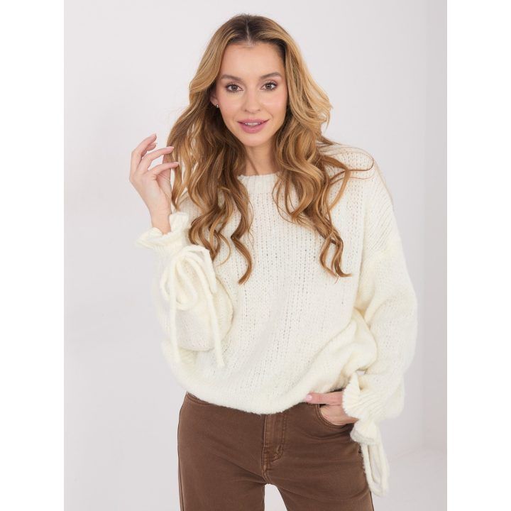 Megztinis moterims oversize ecru spalvos