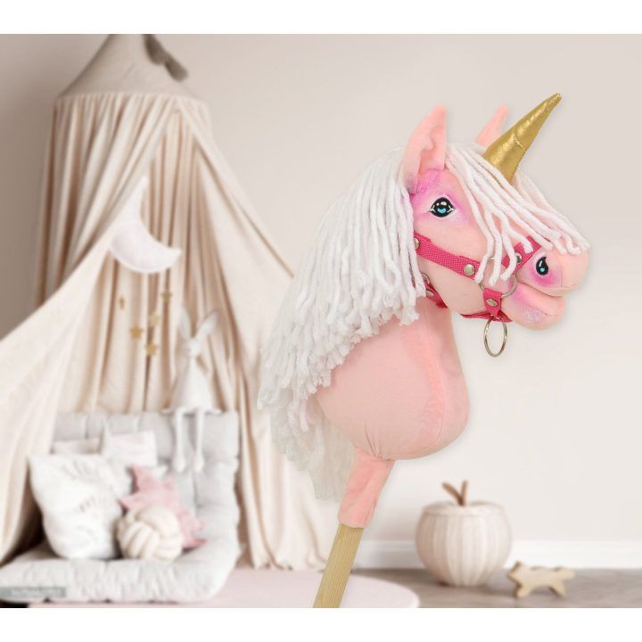 Hobby Horse vienaragis ant lazdos rožinis su balta karčiene ir auksiniu ragu