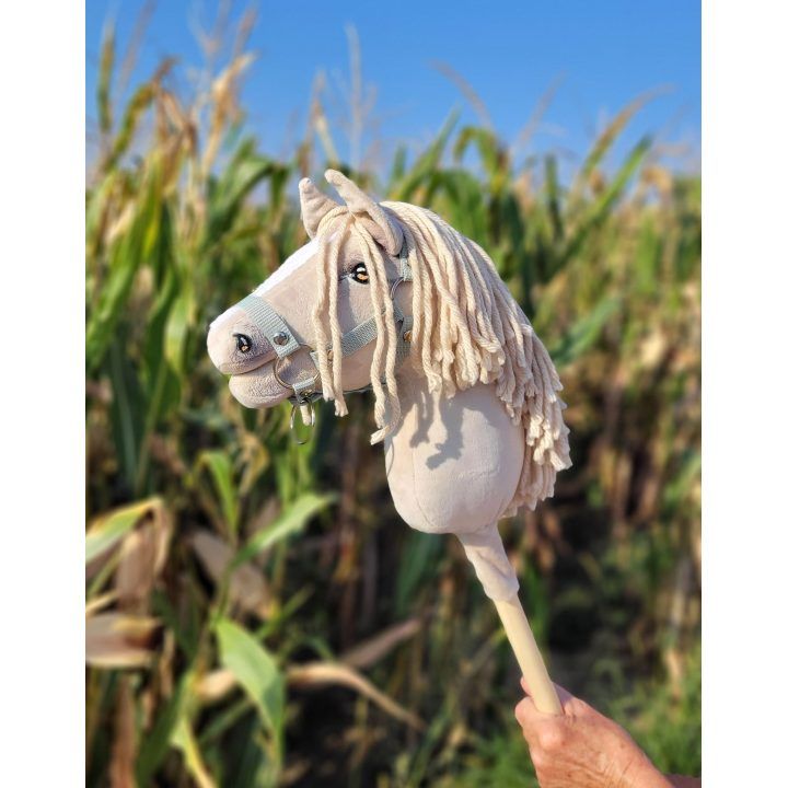 Hobby Horse arkliukas cremello spalvos Super Hobby Horse Premium