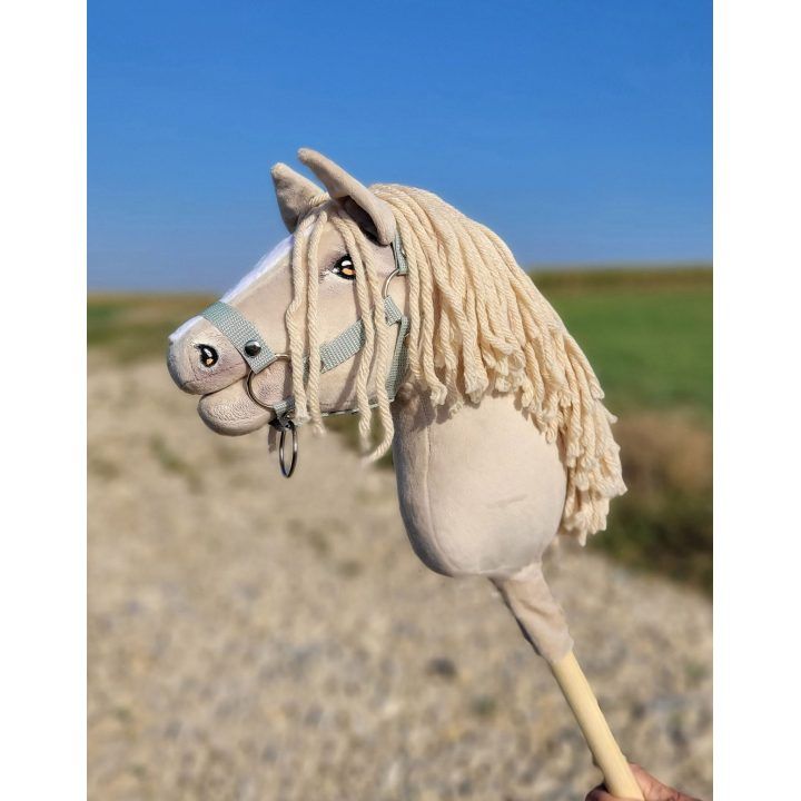 Hobby Horse arkliukas cremello spalvos Super Hobby Horse Premium
