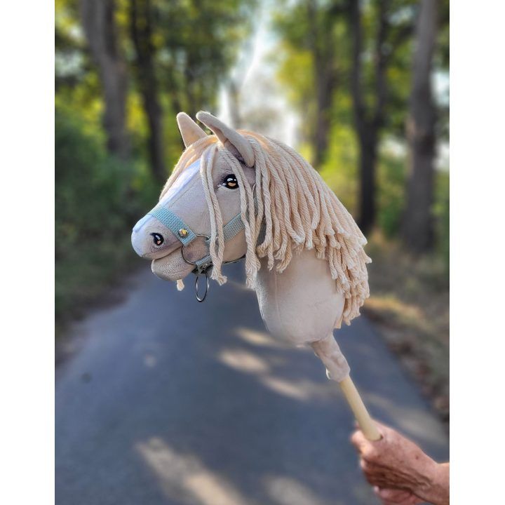 Hobby Horse arkliukas cremello spalvos Super Hobby Horse Premium