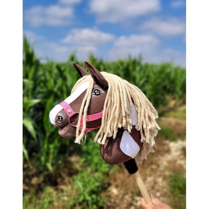 Hobby Horse lazdelinis arkliukas Super Premium western IV tamsiai rudas A4