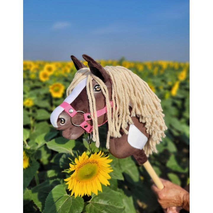 Hobby Horse lazdelinis arkliukas Super Premium western IV tamsiai rudas A4
