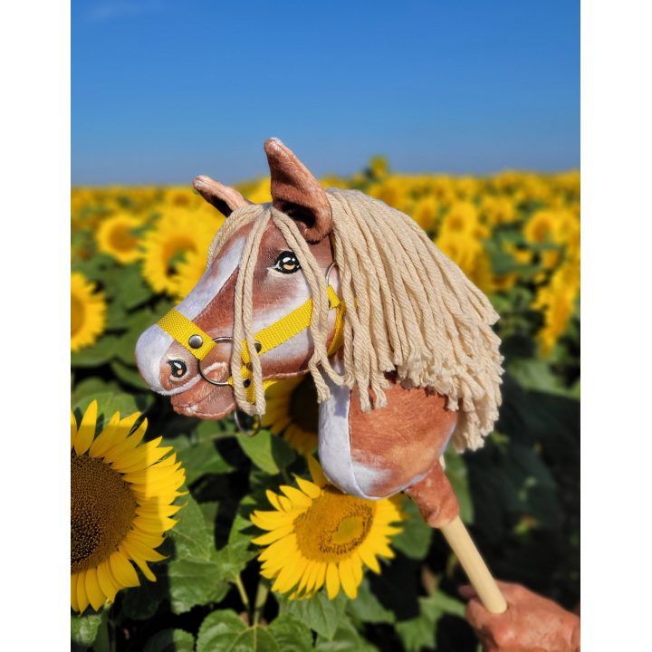 Hobby Horse lazdelinis arkliukas tobiano bay su smėlio spalvos karčiais Super Hobby Horse Premium