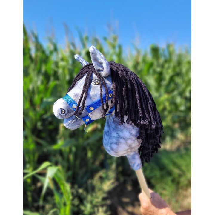 Hobby Horse lazdelinis arkliukas dapple grey su juoda karčiais Super Hobby Horse Premium