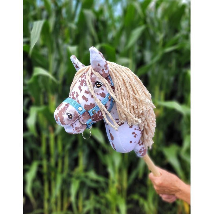 Hobby Horse lazdelinis arkliukas su ruda leopardine spalva ir smėlio karčiais
