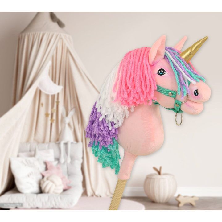 Vienaragis ant lazdos Hobby Horse rožinis su spalvota karčiene ir auksiniu ragu