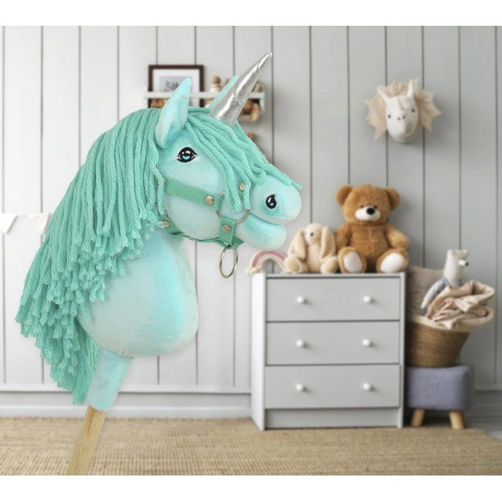 Hobby Horse vienaragis ant lazdos mėtų spalvos su sidabriniu ragu