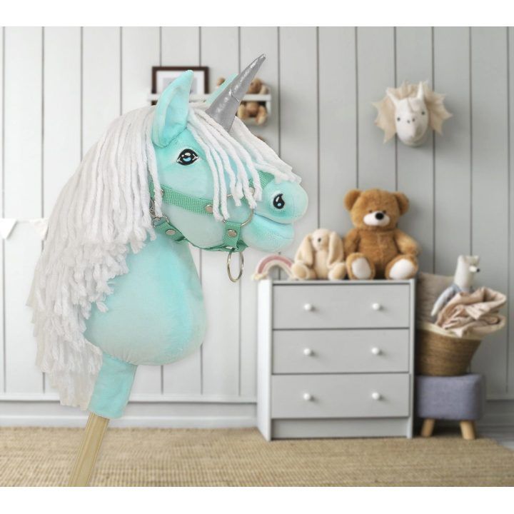 Hobby Horse vienaragis ant lazdos mėtinės spalvos su balta karčiene