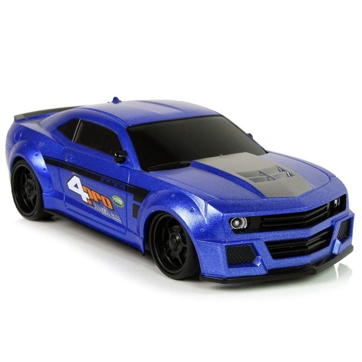 Radijo bangomis valdoma sportinė mašina 1:24 mėlyna R/C Models