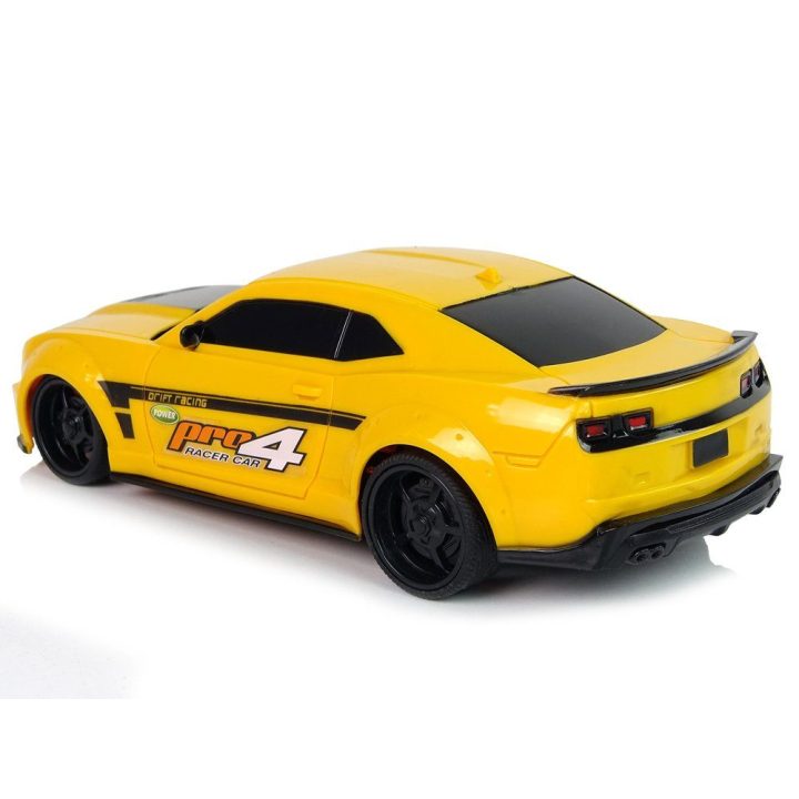 Nuotoliniu būdu valdomas sportinis automobilis 1:24 geltonas R/C Models