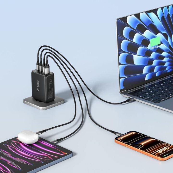 Telefono įkroviklis 4 USB lizdų 200 W juodas