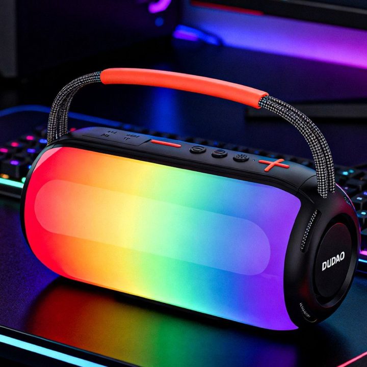 Belaidė kolonėlė su RGB apšvietimu Bluetooth 5.3 juoda